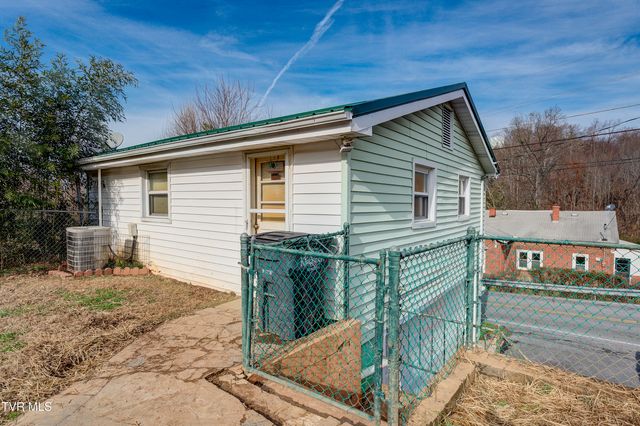 435 Roan Street, Kingsport, TN 37665