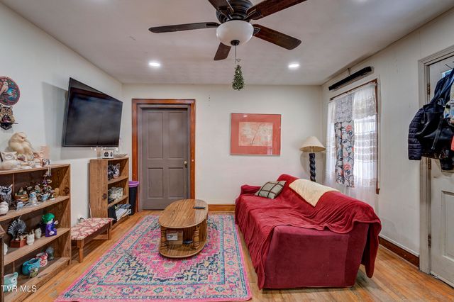 435 Roan Street, Kingsport, TN 37665