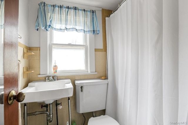 261 Sparkle Road, Yorktown Heights, NY 10598