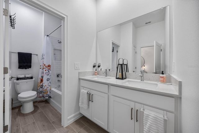 6834 115TH STREET E, Palmetto, FL 34221