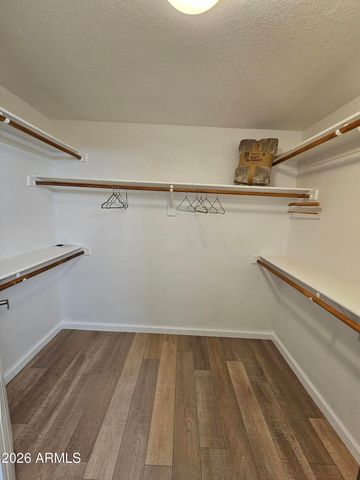 10410 N CAVE CREEK Road 1008, Phoenix, AZ 85020