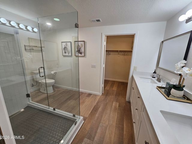 10410 N CAVE CREEK Road 1008, Phoenix, AZ 85020