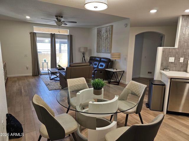 10410 N CAVE CREEK Road 1008, Phoenix, AZ 85020