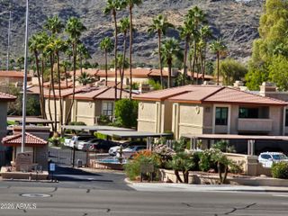 10410 N CAVE CREEK Road 1008, Phoenix, AZ 85020