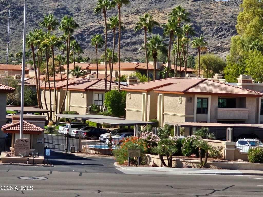 10410 N CAVE CREEK Road 1008, Phoenix, AZ 85020