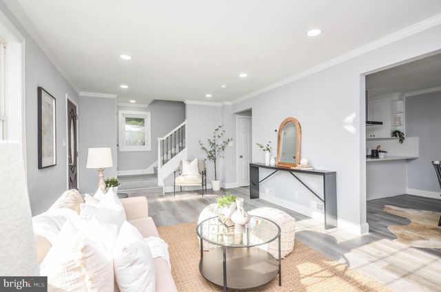 7009 ADELPHI RD, Hyattsville, MD 20782