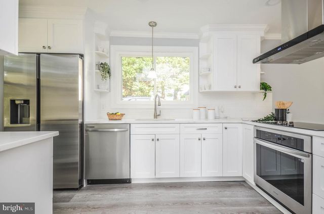 7009 ADELPHI RD, Hyattsville, MD 20782