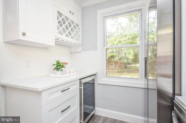 7009 ADELPHI RD, Hyattsville, MD 20782