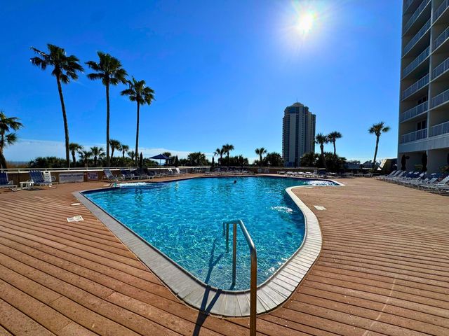 1401 E Beach Drive 109, Galveston, TX 77550