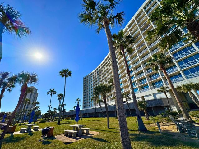 1401 E Beach Drive 109, Galveston, TX 77550