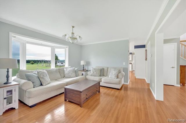 1647 Higley Road, Lapeer, MI 48446