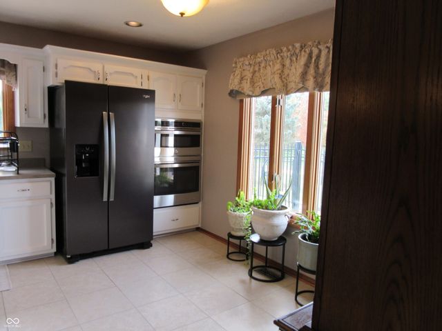 3717 The Courts, Greenwood, IN 46143