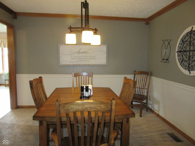 3717 The Courts, Greenwood, IN 46143