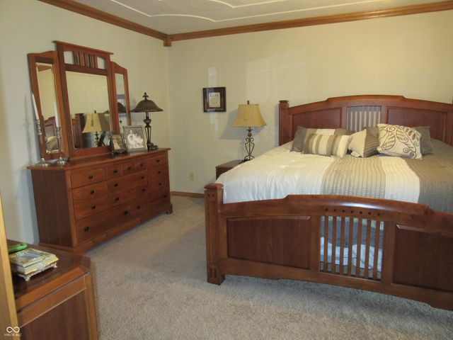 3717 The Courts, Greenwood, IN 46143