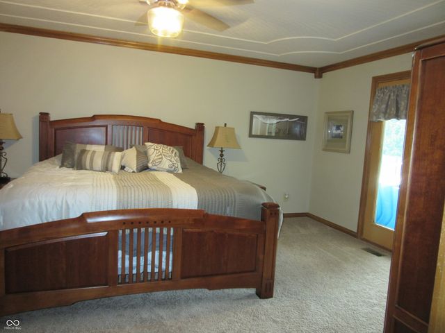3717 The Courts, Greenwood, IN 46143