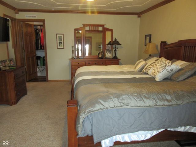 3717 The Courts, Greenwood, IN 46143