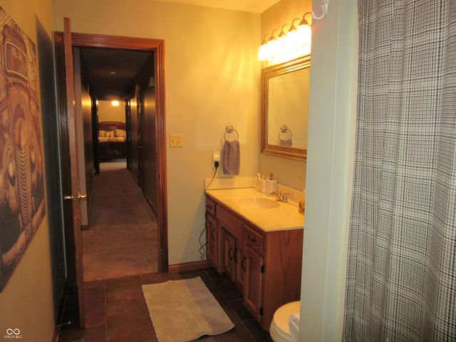 3717 The Courts, Greenwood, IN 46143