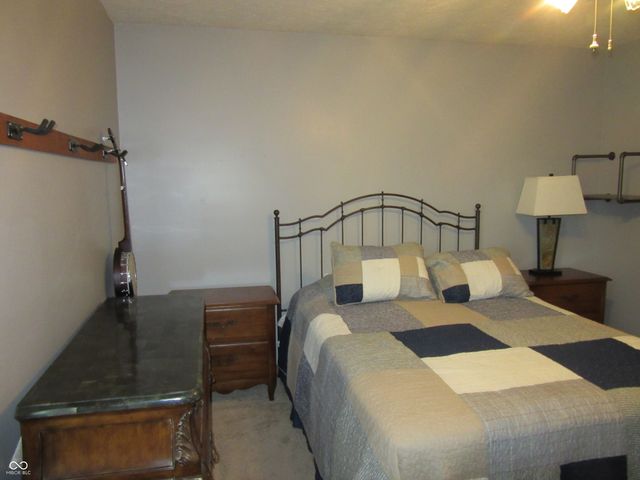 3717 The Courts, Greenwood, IN 46143