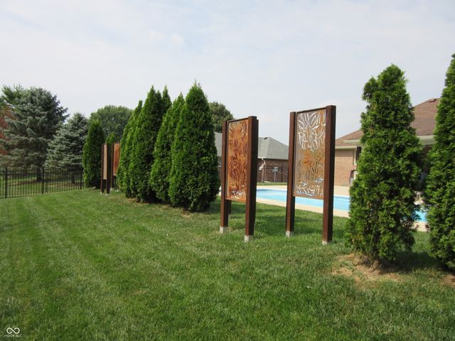 3717 The Courts, Greenwood, IN 46143
