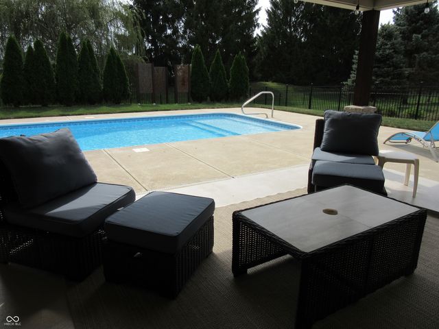 3717 The Courts, Greenwood, IN 46143
