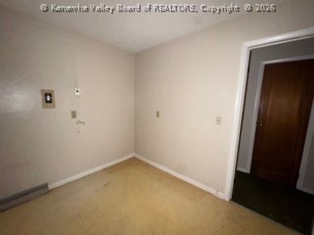 1226 Thomas Road, South Charleston, WV 25303