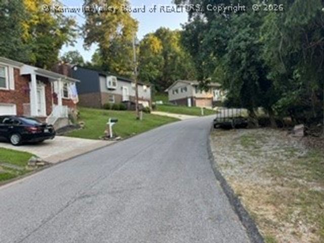 1226 Thomas Road, South Charleston, WV 25303