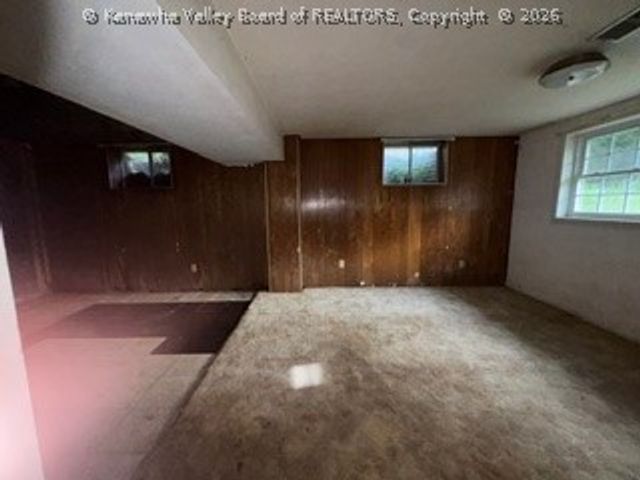 1226 Thomas Road, South Charleston, WV 25303