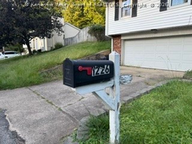 1226 Thomas Road, South Charleston, WV 25303