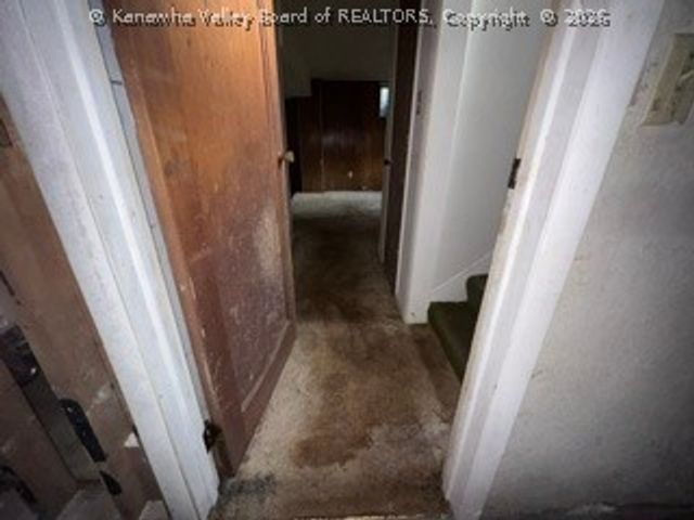1226 Thomas Road, South Charleston, WV 25303