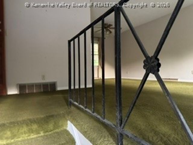 1226 Thomas Road, South Charleston, WV 25303