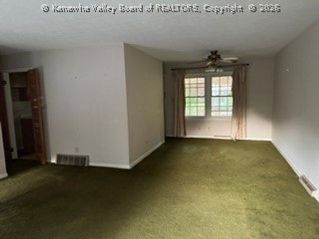 1226 Thomas Road, South Charleston, WV 25303