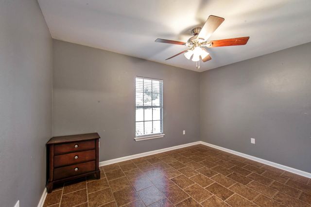 220 Evelyn Avenue, Houma, LA 70363