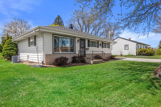 2849 Arrowhead STREET, Racine, WI 53402