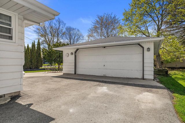 2849 Arrowhead STREET, Racine, WI 53402