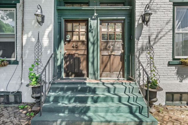 45 Front Street, Schenectady, NY 12305