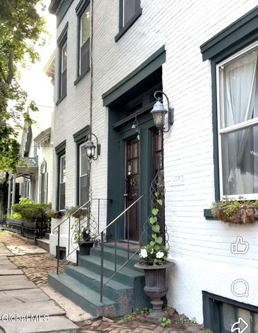 45 Front Street, Schenectady, NY 12305