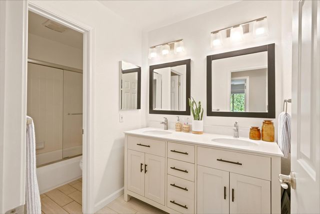 311 Russi Ct, Folsom, CA 95630