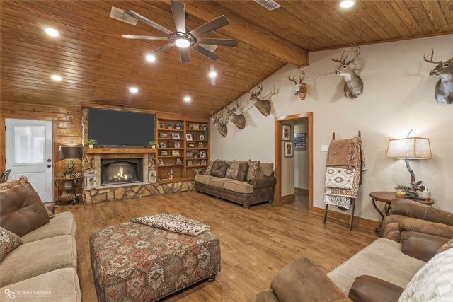 4311 CIRCLE SQUARE, Mooringsport, LA 71060