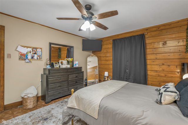 4311 CIRCLE SQUARE, Mooringsport, LA 71060