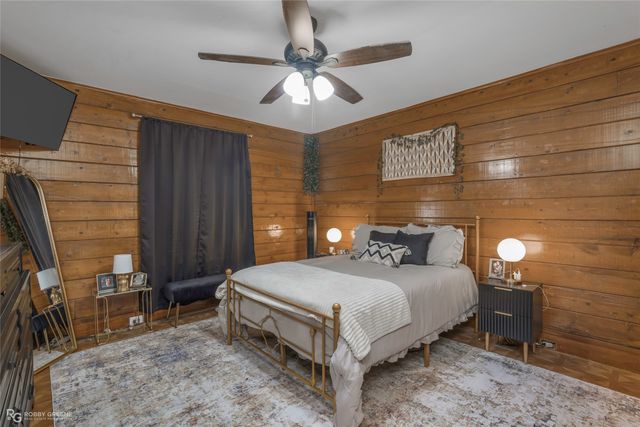4311 CIRCLE SQUARE, Mooringsport, LA 71060