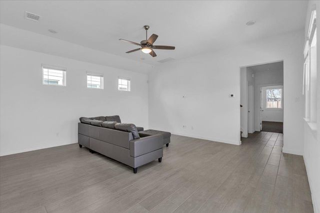 12620 Penguin PATH, Manor, TX 78653