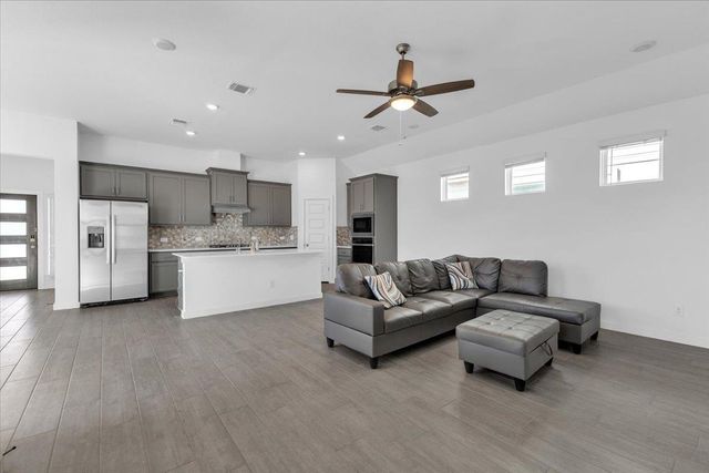 12620 Penguin PATH, Manor, TX 78653