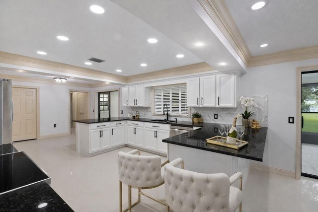 1001 EDGEMONT PLACE, Brandon, FL 33511