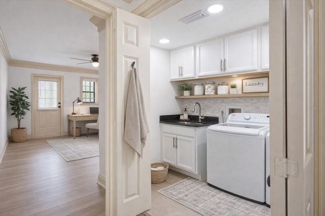 1001 EDGEMONT PLACE, Brandon, FL 33511