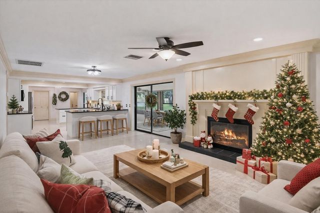 1001 EDGEMONT PLACE, Brandon, FL 33511