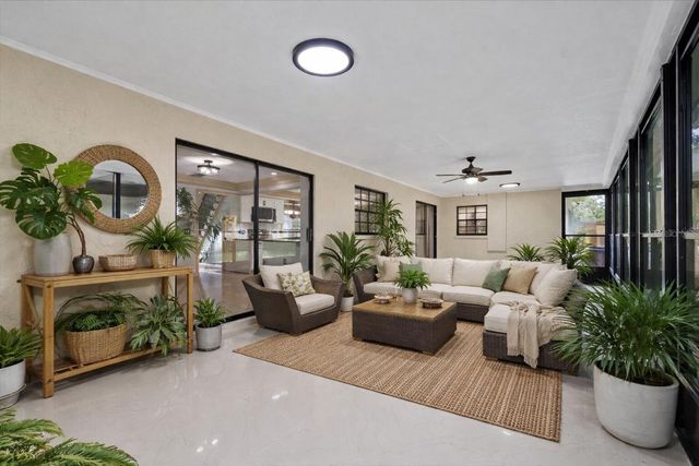 1001 EDGEMONT PLACE, Brandon, FL 33511