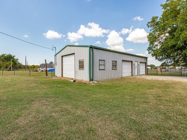9591 Dripping Springs Road, Denison, TX 75021