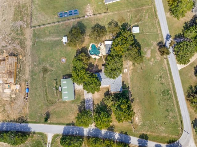 9591 Dripping Springs Road, Denison, TX 75021