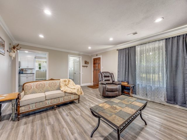 9591 Dripping Springs Road, Denison, TX 75021