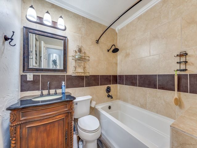 9591 Dripping Springs Road, Denison, TX 75021
